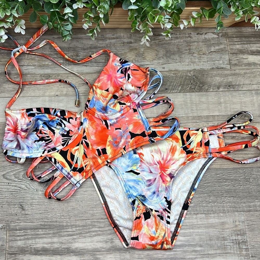 Victoria's Secret Strappy Longline Tropical Floral Bikini Swim Set NEW - Picture 13 of 16